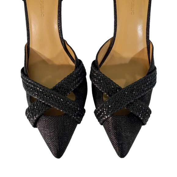 Banana Republic Strap Detail Heels | US 8 1/2 - Picture 2 of 7